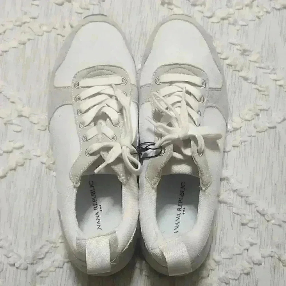 Banana Republic Mesh Trainer Sneaker - Picture 4 of 7